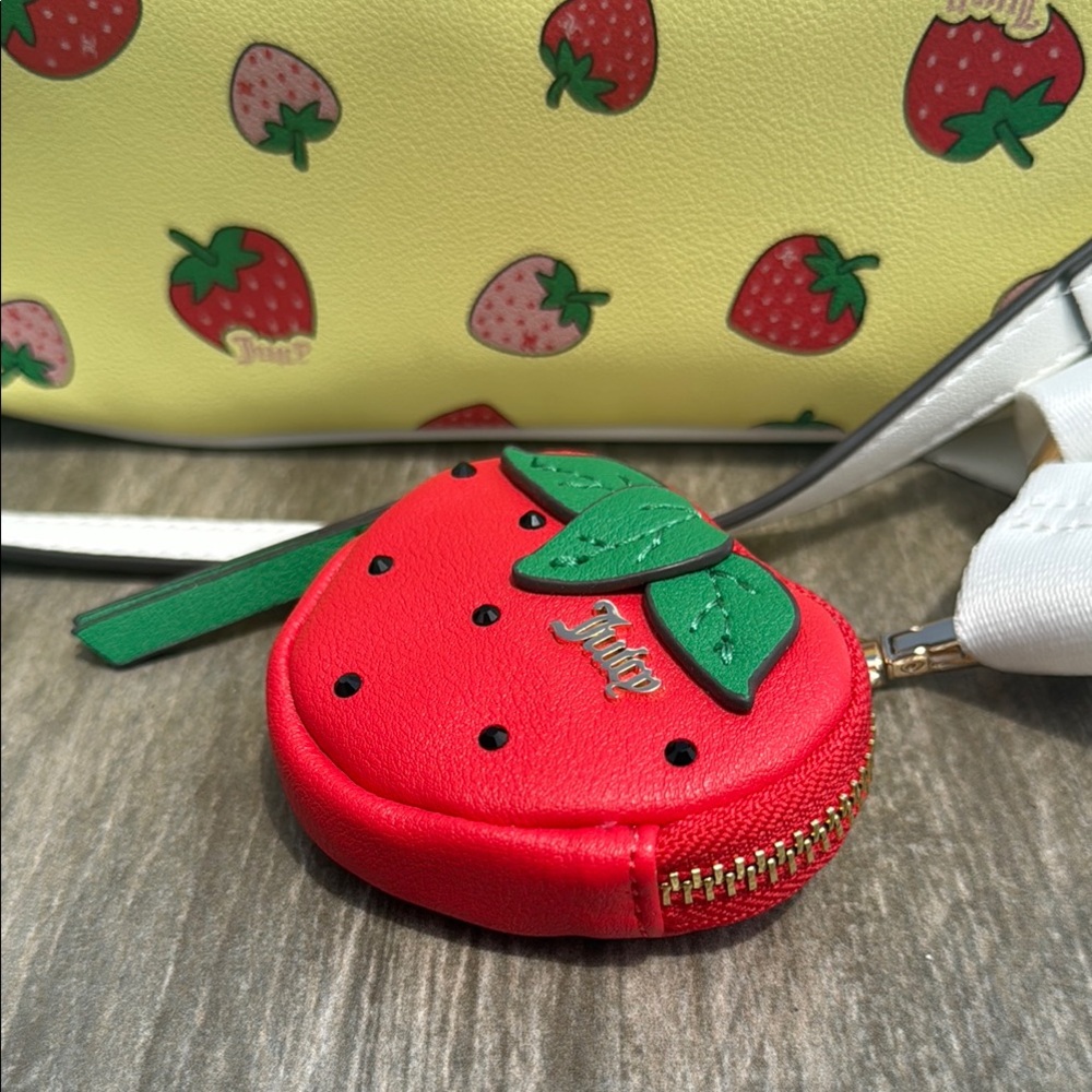 NWT Juicy Couture 2pc Yellow and Red Strawberry Crossbody Excuslive Bag - Picture 3 of 6